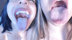 Kissing Ahegao