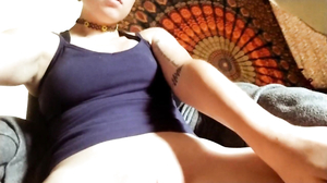 Wet Pussy Close-Up - Teen Solo Masturbation