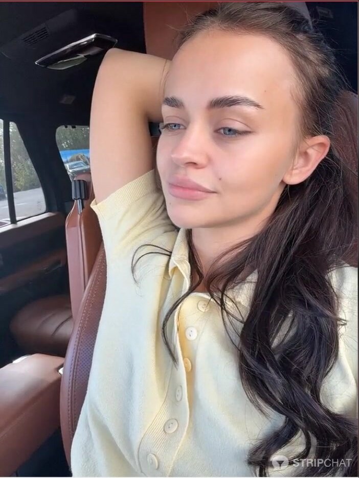 Angelina teller feet