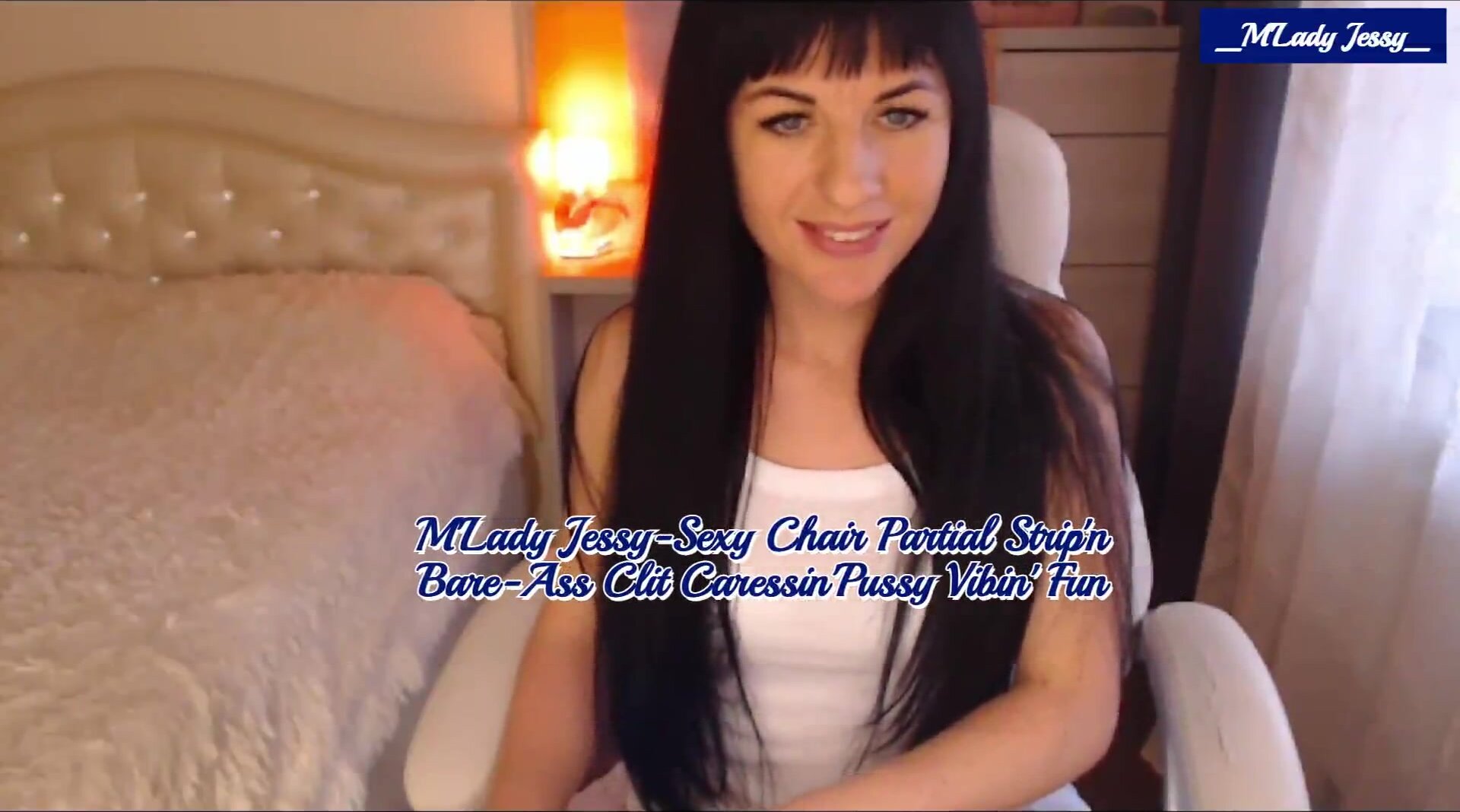 2020-10-15-M'Lady Jessy Sexy Chair Partial Strip'n Bare