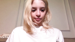 lesi_moonie-Chaturbate-2026-10-19T23_32_49+02_00