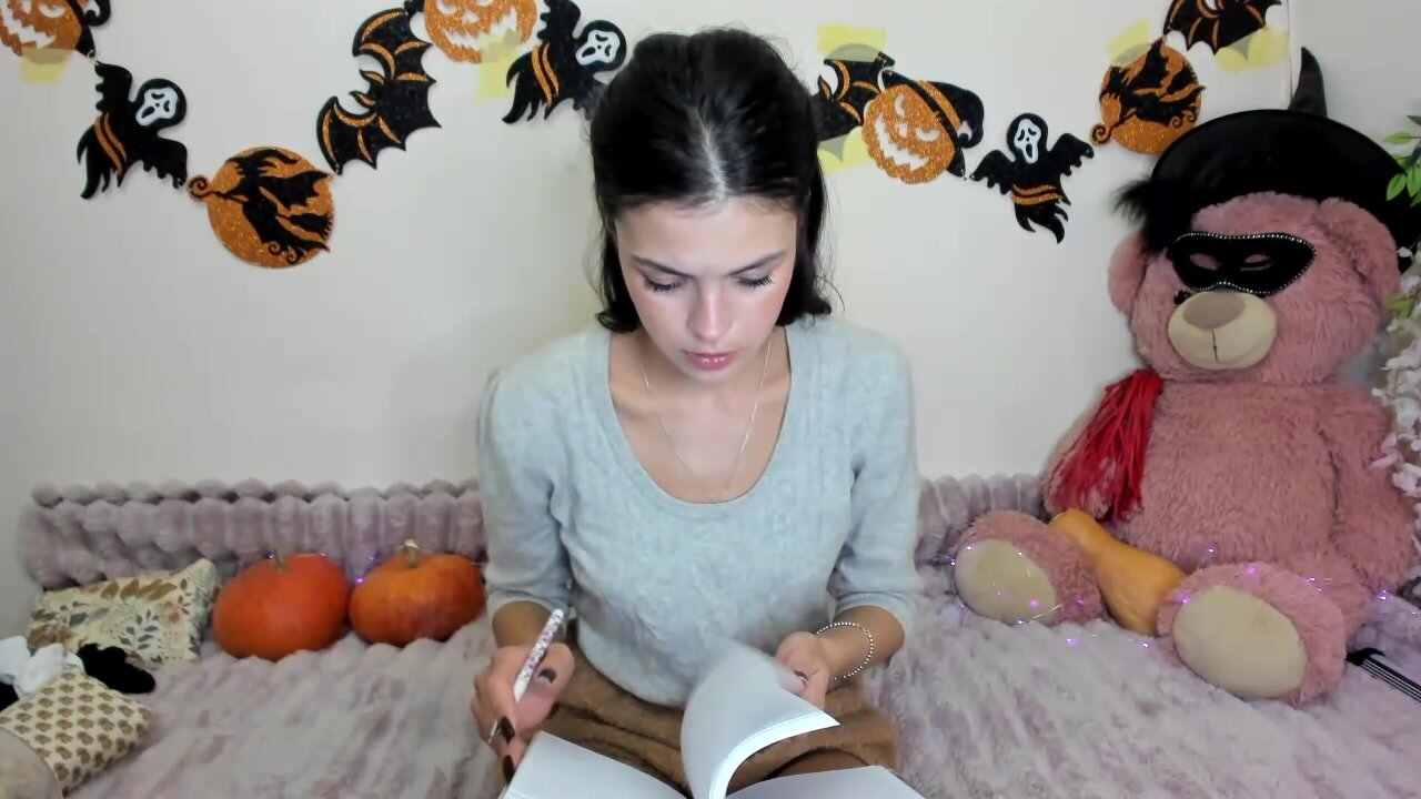 Honeykrisspussy