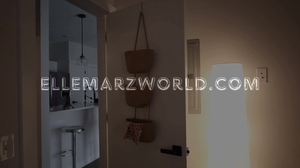 Elle Marz - October 23