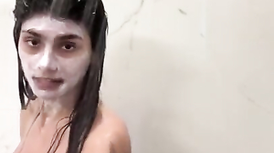 Mia Khalifa OnlyFans Big Boobs In Shower