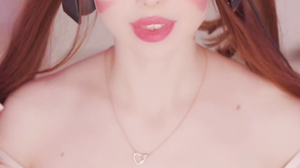 Petite Alina Kim fucking machine