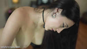 kellytesh-Chaturbate-2026-10-27T19_28_32+01_00