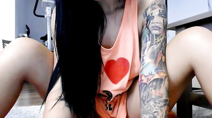 Cam4 - BatDen  October-16-2019 19-32-06
