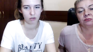 Cam4 - CarolineGrace April-02-2020 11-57-24