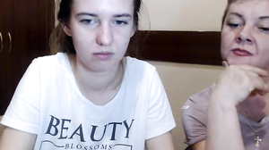 Cam4 - CarolineGrace April-02-2020 11-57-24