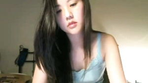 Asian Camgirl Cums with Wand 2