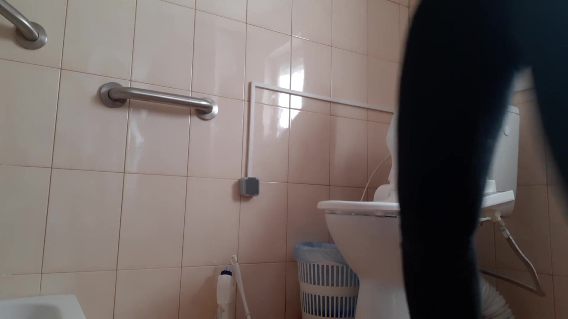 Lesbian_Illusion - Fucked With A Stranger In The Toilet