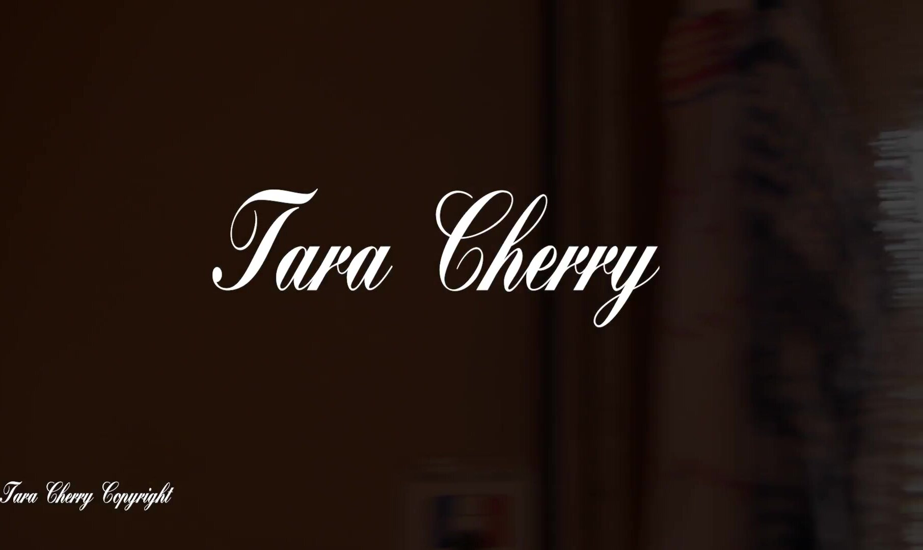 TaraCherryX - Tara Cherry Baise Avec un Routier et Aval