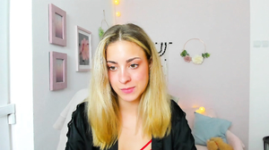 Gia_Lopez18 June 05 2023 17-44-16 @ MyFreeCams WebCam