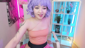 nikkiyang 2021-10-17,10-49