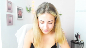Gia_Lopez18 June 25 2023 15-27-15 @ MyFreeCams WebCam