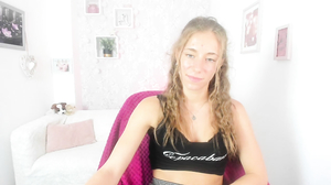 Sasha_White18 June 26 2023 17-00-25 @ MyFreeCams WebCam