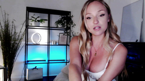 MissCandece webcam video from MyFreeCams [May 31 2023]