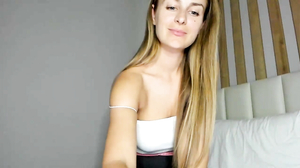 regular_girl webcam video from MyFreeCams [September 27