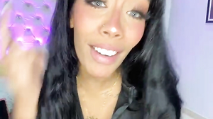 FiorellaBossh webcam video from Stripchat [December 19