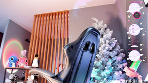 CB_honey_pinkgreen_20240210
