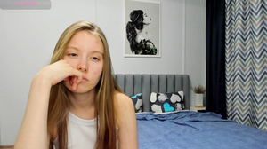 bam_bi October 23 2024 19-08-55 @ Chaturbate WebCam